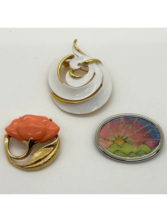 Estate Jewelry - Vintage Brooch Pin Lot White Enamel Coral Flower Sunrise Landscape Costume 3pc